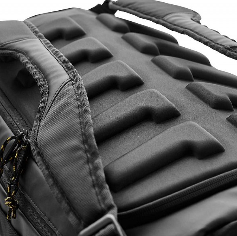 Men's Caterpillar The Sixty Duffel Backpack Black | 402315-GBC